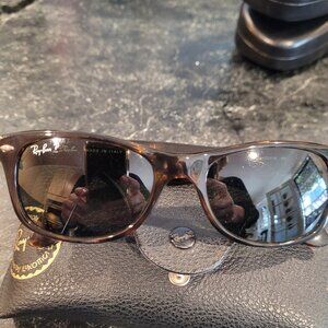RB2132 NEW Wayfarers Frames with SOFT Case